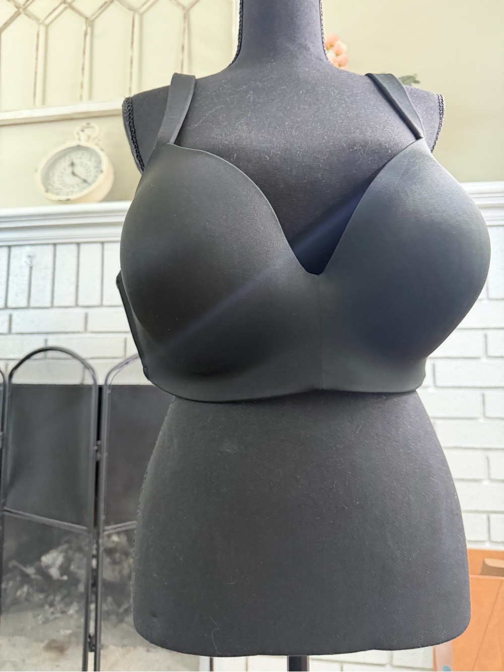 Cacique Smooth Black Molding Bra